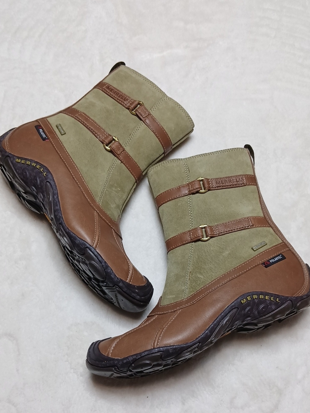 Merrell Forecast Olive Green and Brown Waterproof Outdoor Boots Size 7 Womans